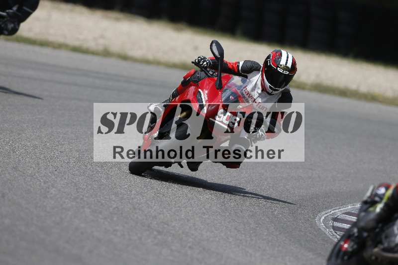 /21 17.06.2026  Ducati Schweiz Track Warmup ADR/Gruppe blau/909
